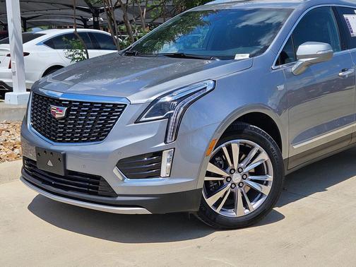 Argent Silver Metallic 2025 Cadillac XT5 Premium Luxury