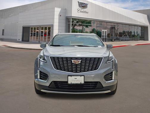 Argent Silver Metallic 2025 Cadillac XT5 Premium Luxury