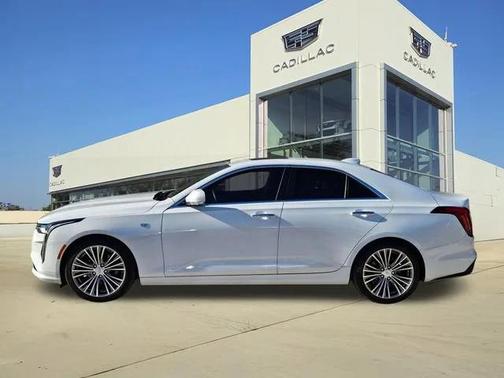 2025 Cadillac CT4 Premium Luxury