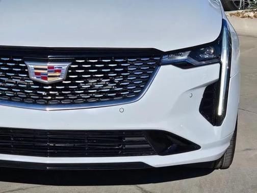 2025 Cadillac CT4 Premium Luxury