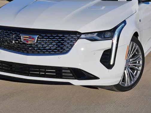 2025 Cadillac CT4 Premium Luxury