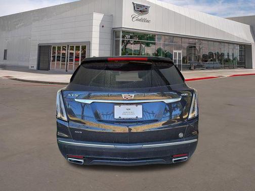 2022 Cadillac XT5 Sport