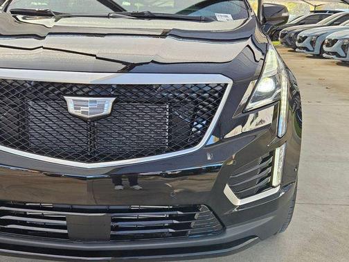 2026 Cadillac XT5 Sport