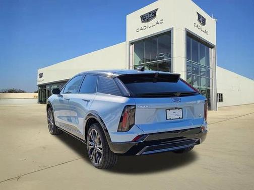 2026 Cadillac OPTIQ Premium Sport