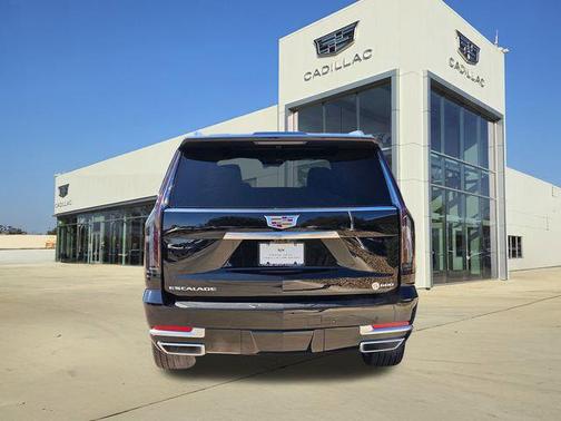 2026 Cadillac Escalade Luxury