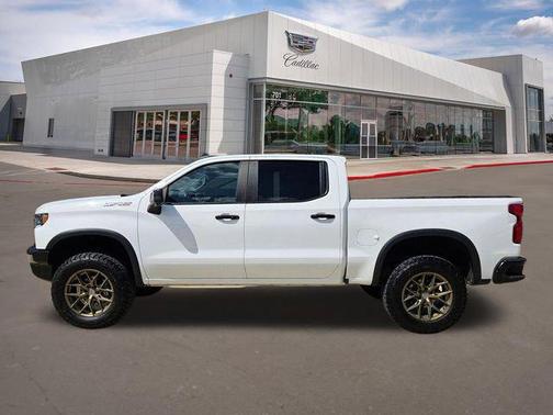 Summit White 2022 Chevrolet Silverado 1500 ZR2