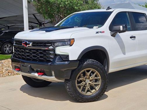 Summit White 2022 Chevrolet Silverado 1500 ZR2