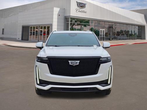 Crystal White Tricoat 2022 Cadillac Escalade Sport