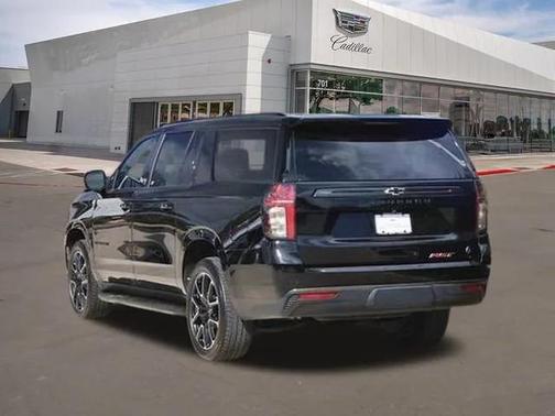 2021 Chevrolet Suburban RST