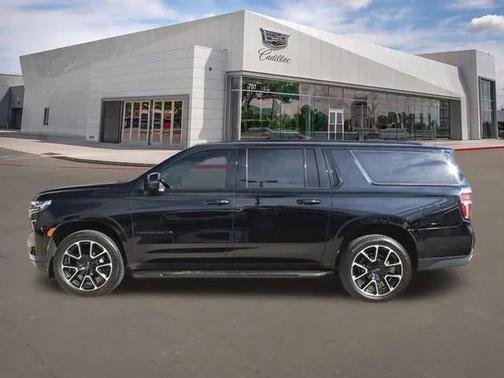 2021 Chevrolet Suburban RST