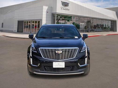 Stellar Black Metallic 2020 Cadillac XT5 Premium Luxury