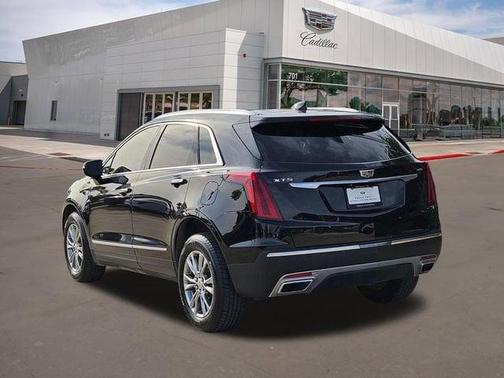 Stellar Black Metallic 2020 Cadillac XT5 Premium Luxury
