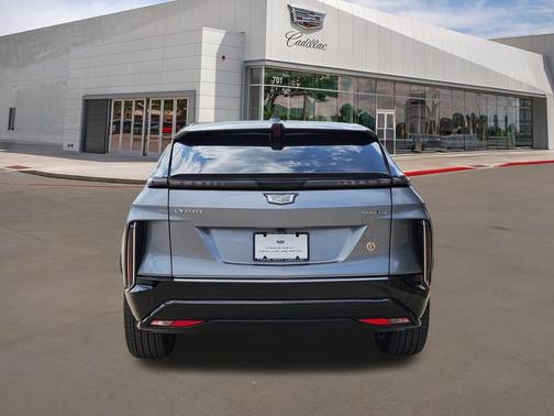 Argent Silver Metallic 2026 Cadillac LYRIQ Luxury