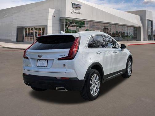 2023 Cadillac XT4 Luxury