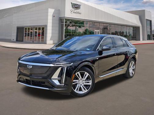 Stellar Black Metallic 2024 Cadillac LYRIQ Tech