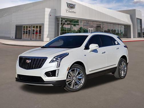 Crystal White Tricoat 2026 Cadillac XT5 Premium Luxury