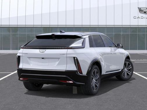 Vibrant White Tricoat 2026 Cadillac LYRIQ Luxury