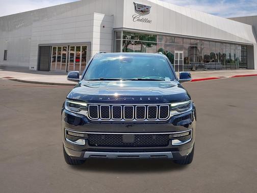 Diamond Black Crystal Pearlcoat 2022 Jeep Wagoneer Series III 4x4