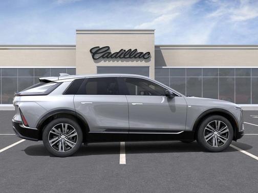 2025 Cadillac LYRIQ Luxury