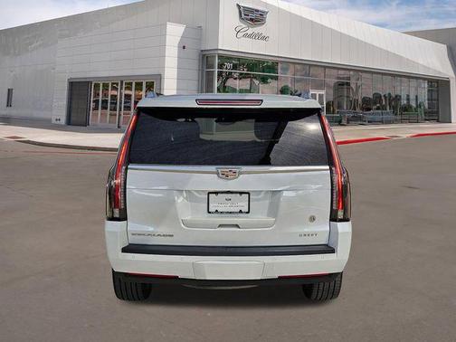 2016 Cadillac Escalade Luxury