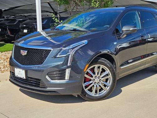 Wilder Metallic 2022 Cadillac XT5 Sport