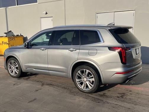 Argent Silver Metallic 2023 Cadillac XT6 Premium Luxury FWD