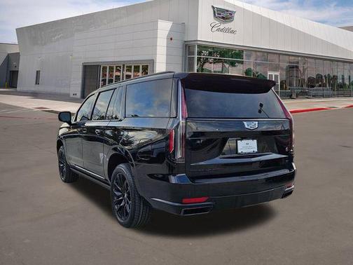 2024 Cadillac Escalade ESV Sport Platinum