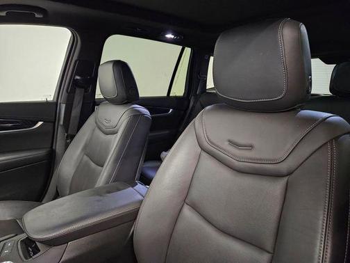 2025 Cadillac XT6 Premium Luxury AWD