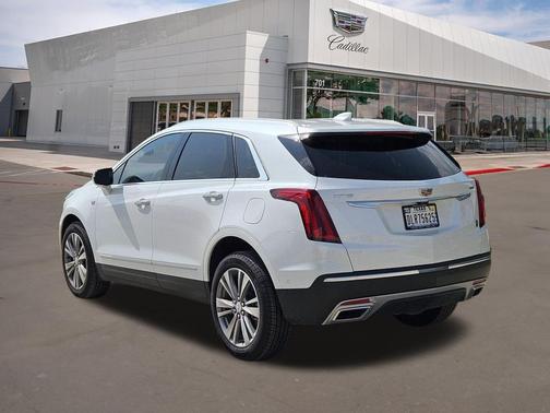 Stellar Black Metallic 2026 Cadillac XT5 Premium Luxury