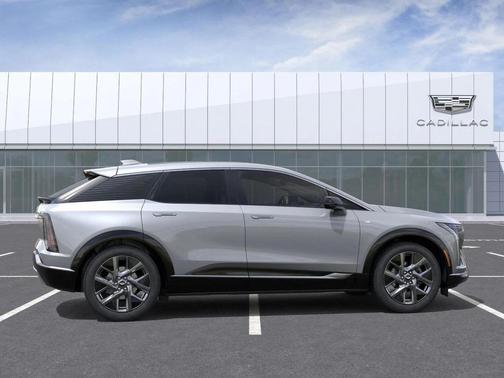 2026 Cadillac OPTIQ Luxury