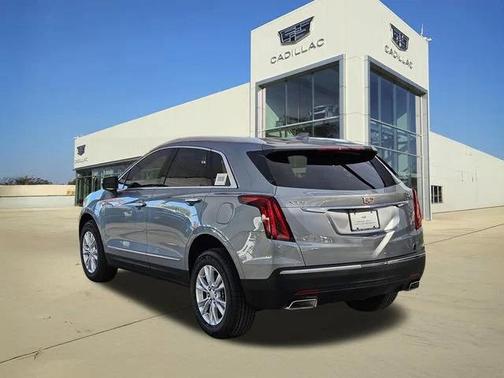 2026 Cadillac XT5 Luxury