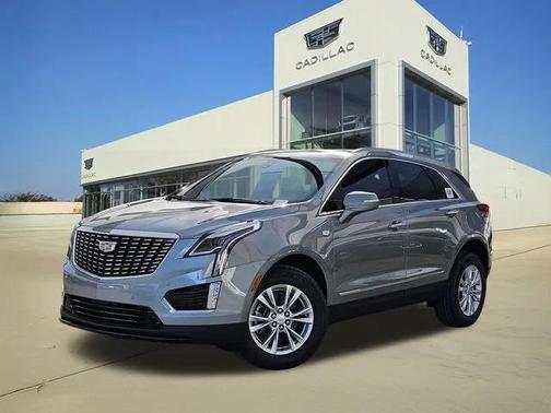 2026 Cadillac XT5 Luxury