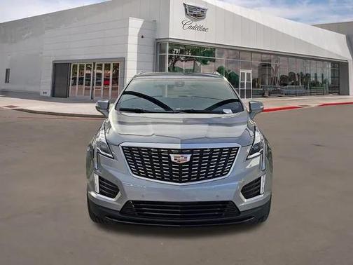 2026 Cadillac XT5 Luxury