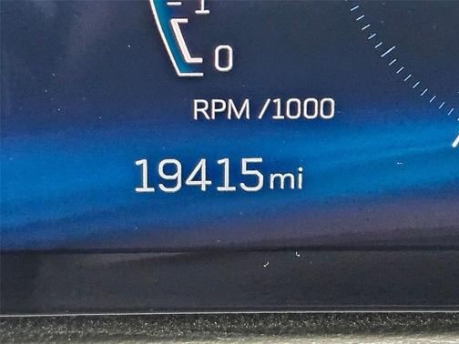 Stellar Black Metallic 2025 Cadillac XT4 Premium Luxury