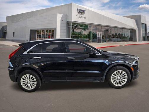 2024 Cadillac XT4 Luxury