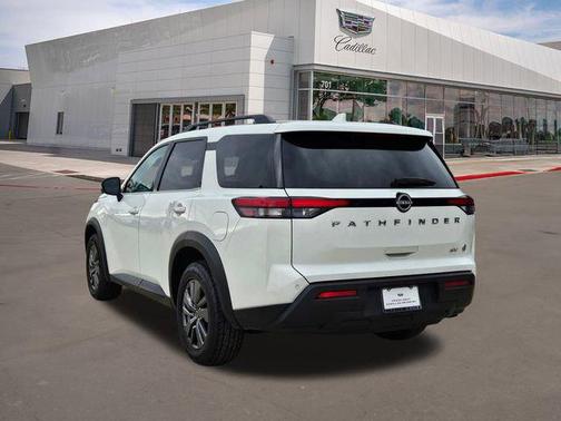 2024 Nissan Pathfinder SV FWD