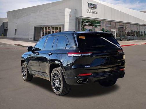 2025 Jeep Grand Cherokee Summit
