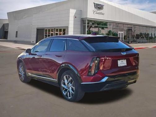 2026 Cadillac OPTIQ Luxury