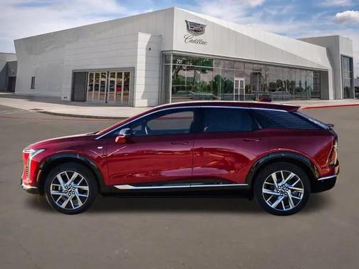 2026 Cadillac OPTIQ Luxury