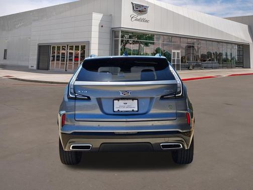 Argent Silver Metallic 2024 Cadillac XT4 Sport
