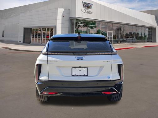 Crystal White Tricoat 2025 Cadillac LYRIQ Sport