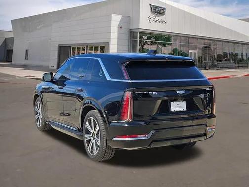 2025 Cadillac Escalade IQ Luxury 1