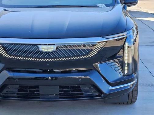 2026 Cadillac OPTIQ Premium Luxury