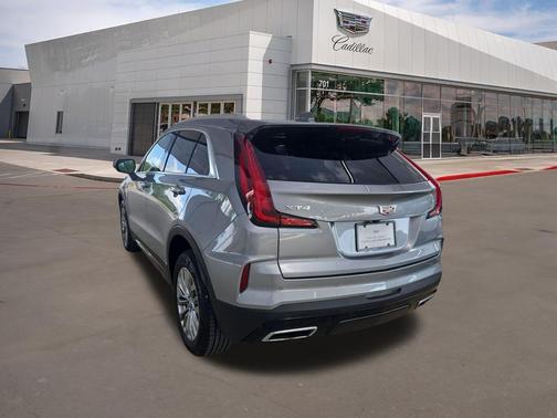 Argent Silver Metallic 2024 Cadillac XT4 Premium Luxury