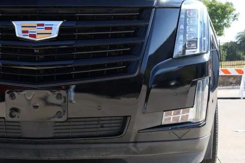 2018 Cadillac Escalade Platinum