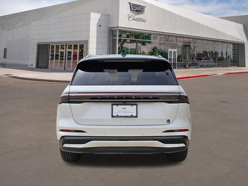 WHITE PLATINUM MET 3C 2026 Lincoln Nautilus Reserve