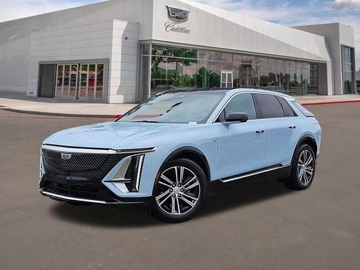 Nimbus Metallic 2024 Cadillac LYRIQ Luxury