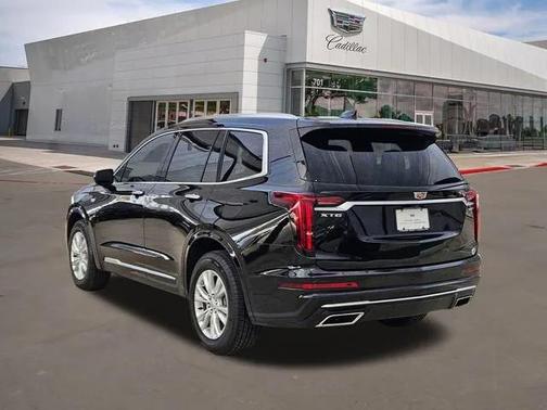 2025 Cadillac XT6 Luxury FWD
