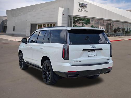 Crystal White Tricoat 2025 Cadillac Escalade Sport Platinum