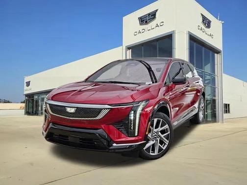 2025 Cadillac OPTIQ Luxury 1 AWD